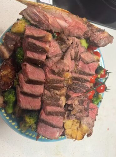 Australian tomahawk steak, approximately 1.2 kg photo review